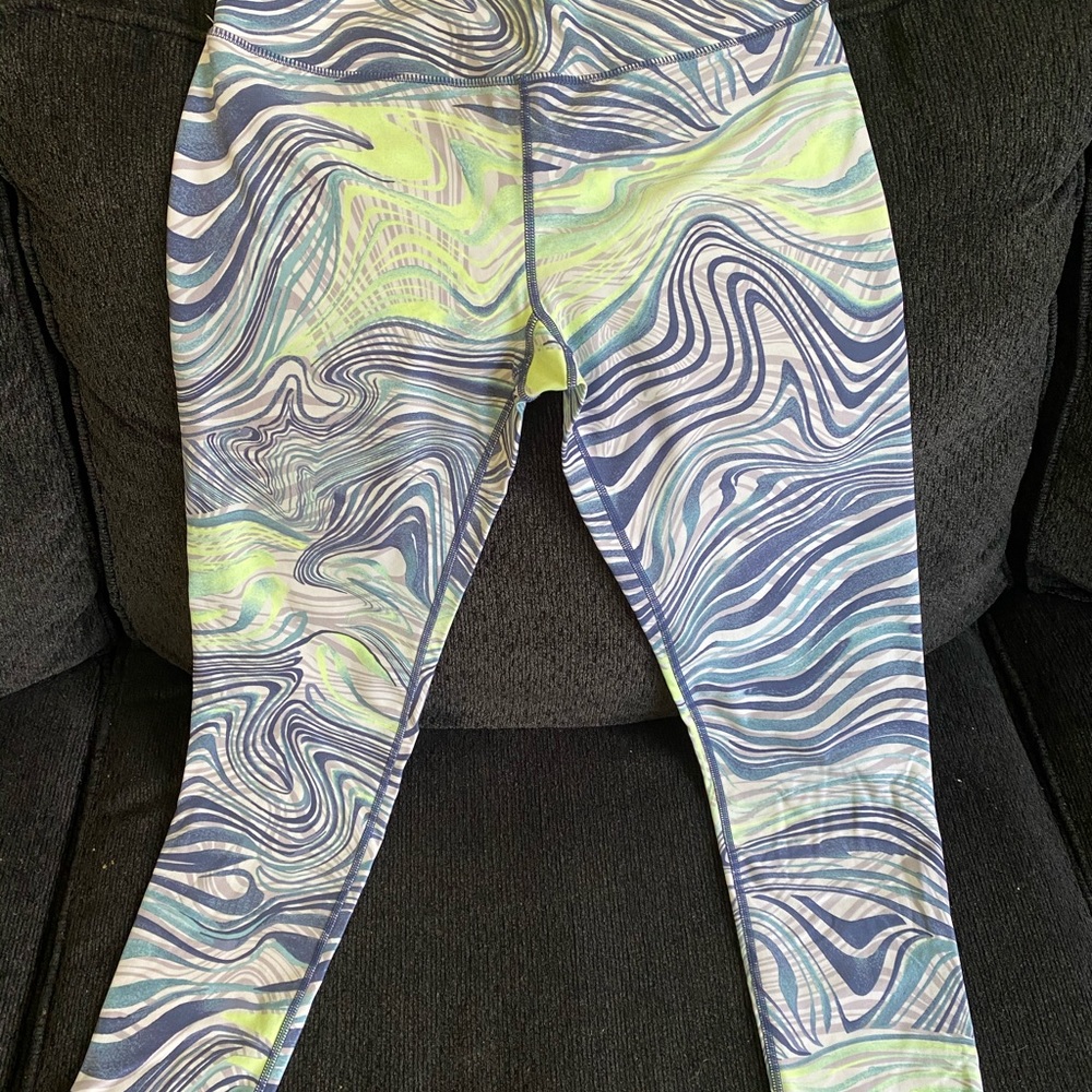 Calvin Klein Performance Moisture Wick Leggings